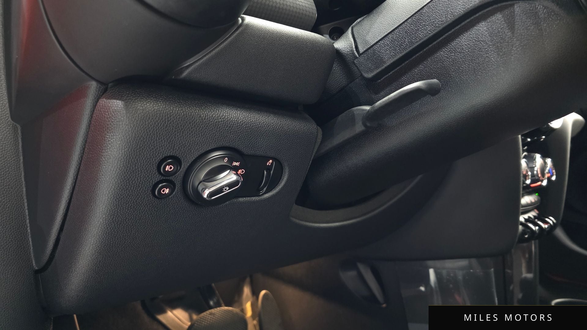 MINI 쿠퍼 2019 — миниатюра 23
