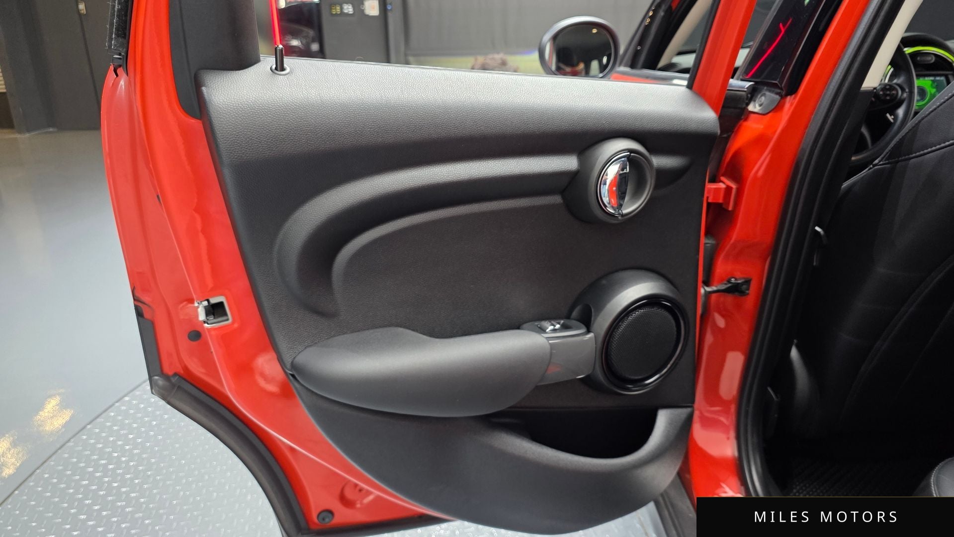 MINI 쿠퍼 2019 — миниатюра 15