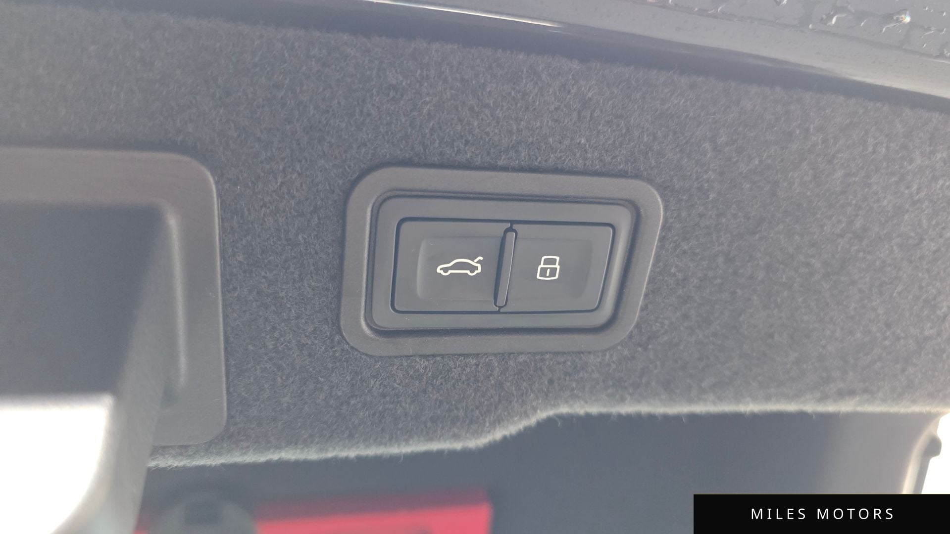 Audi A8 (D5) 2022 — миниатюра 36