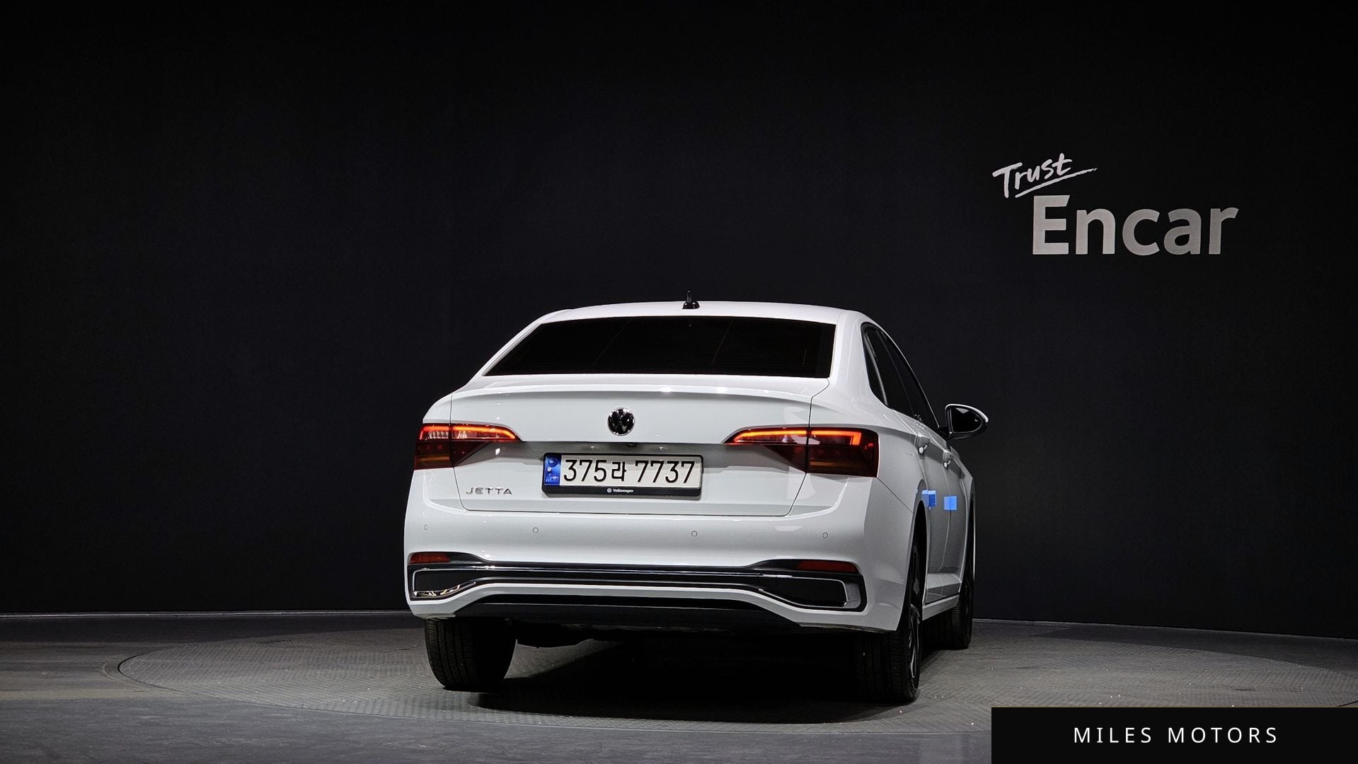 Volkswagen Jetta 2023 — миниатюра 4