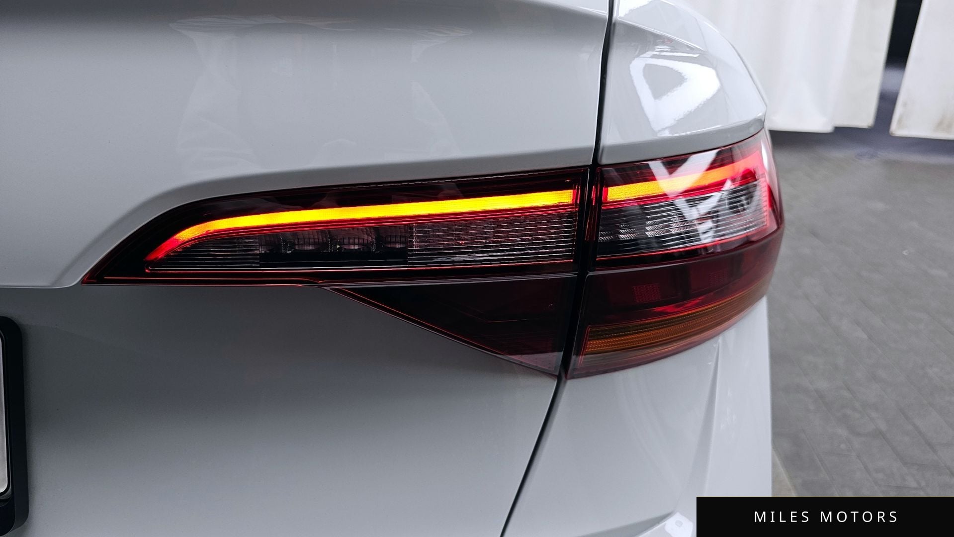 Volkswagen Jetta 2023 — миниатюра 9
