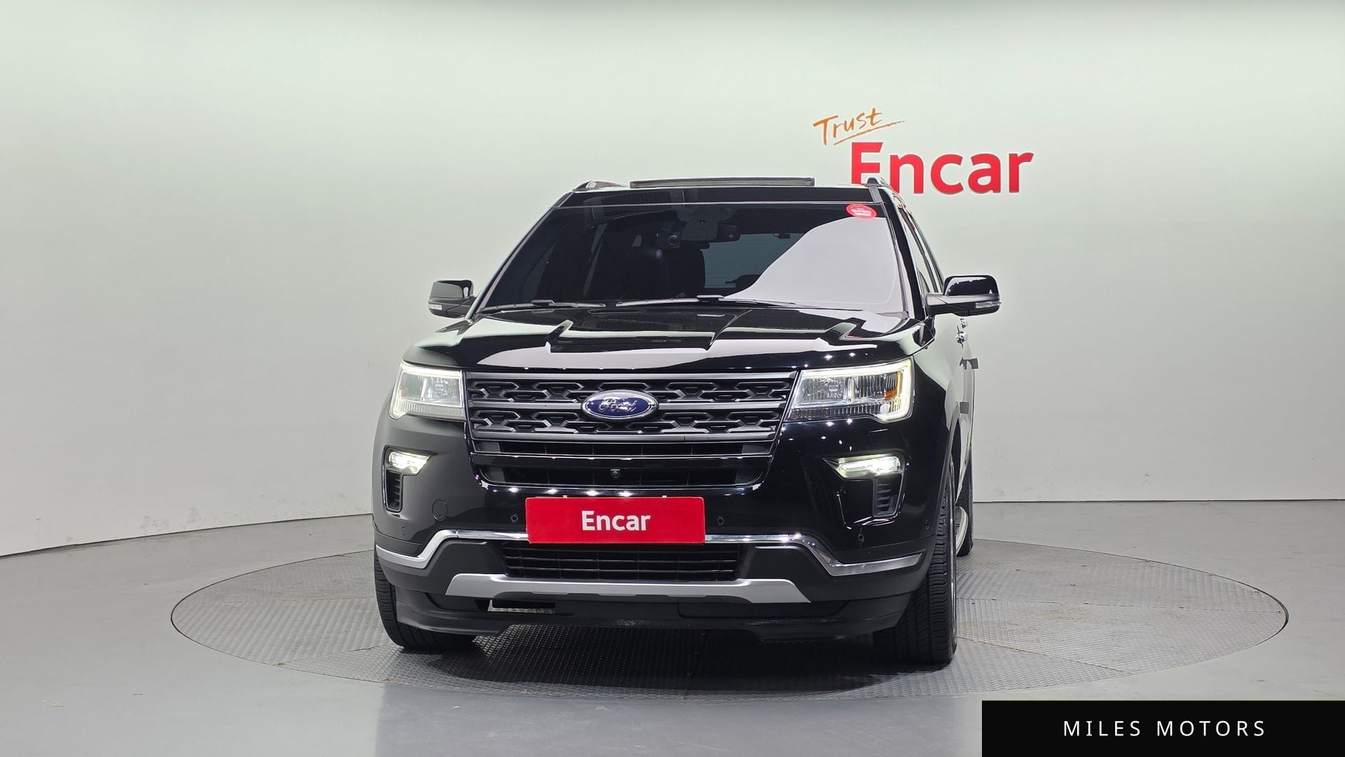 Ford Explorer 2018 — миниатюра 3