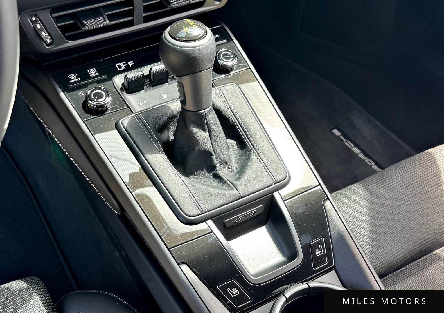 Porsche 911 (992) 2026 — миниатюра 9