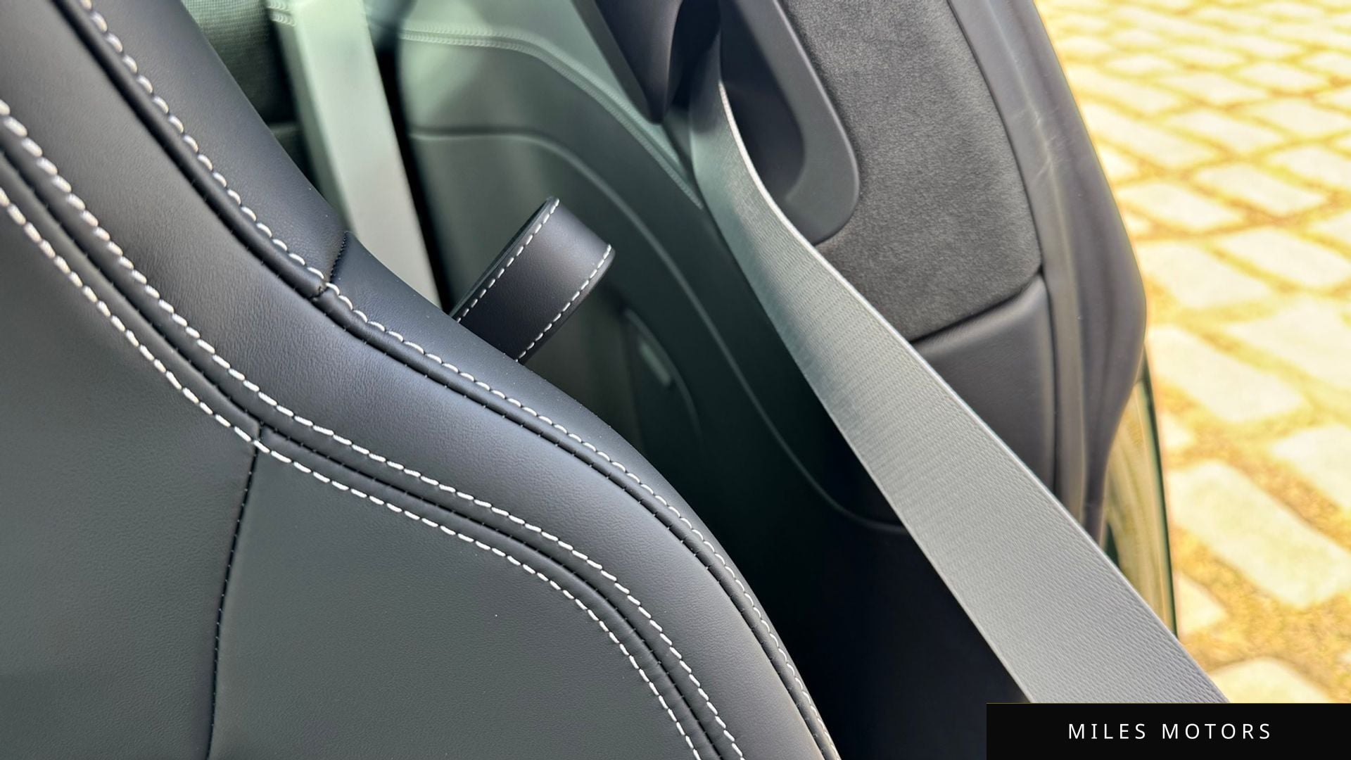Porsche 911 (992) 2026 — миниатюра 12