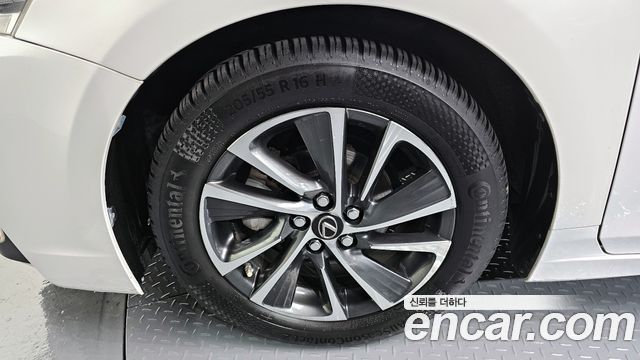 Лексус CT200h 2018 — миниатюра 5
