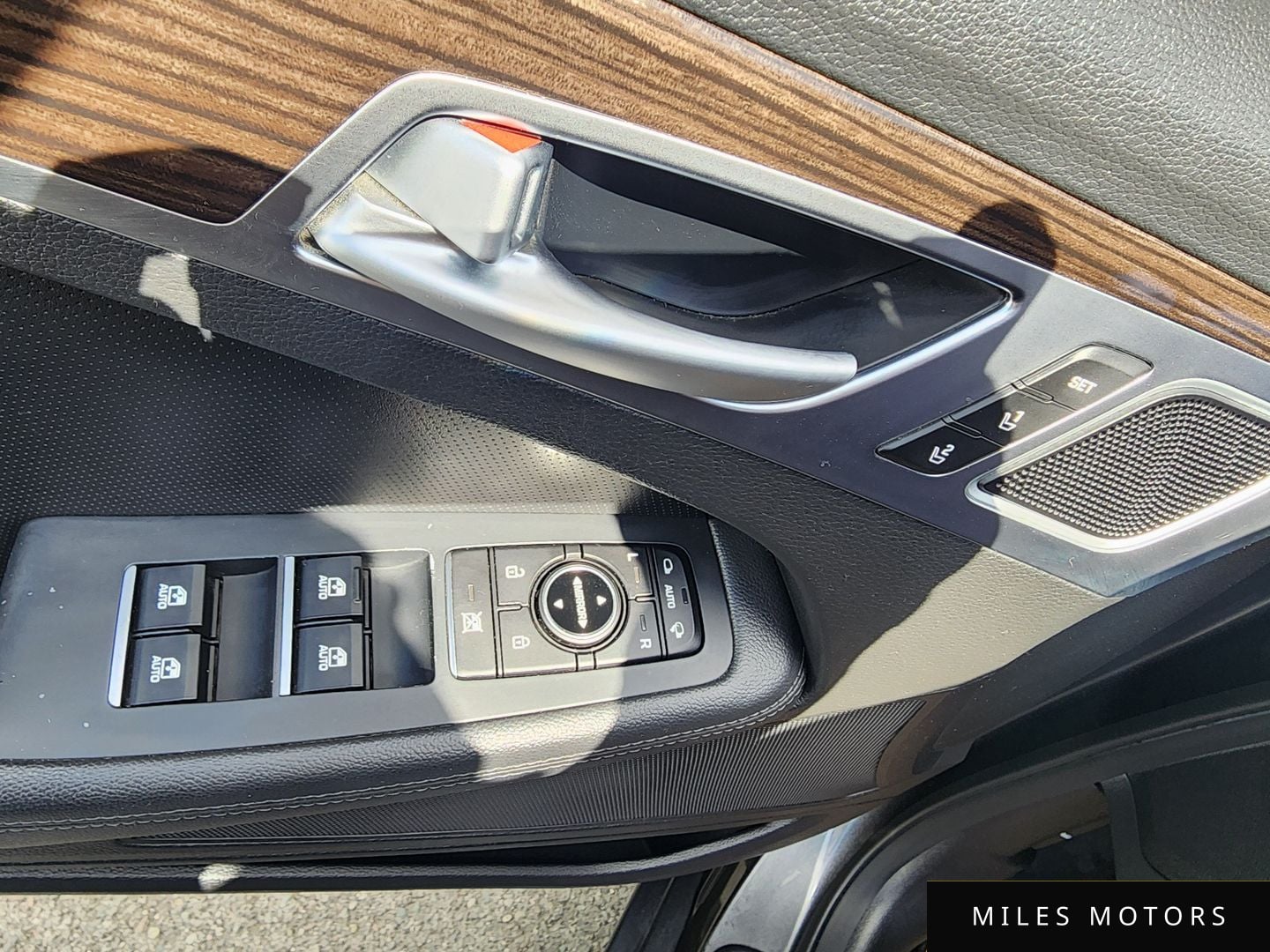 Genesis G80 2017 — миниатюра 14