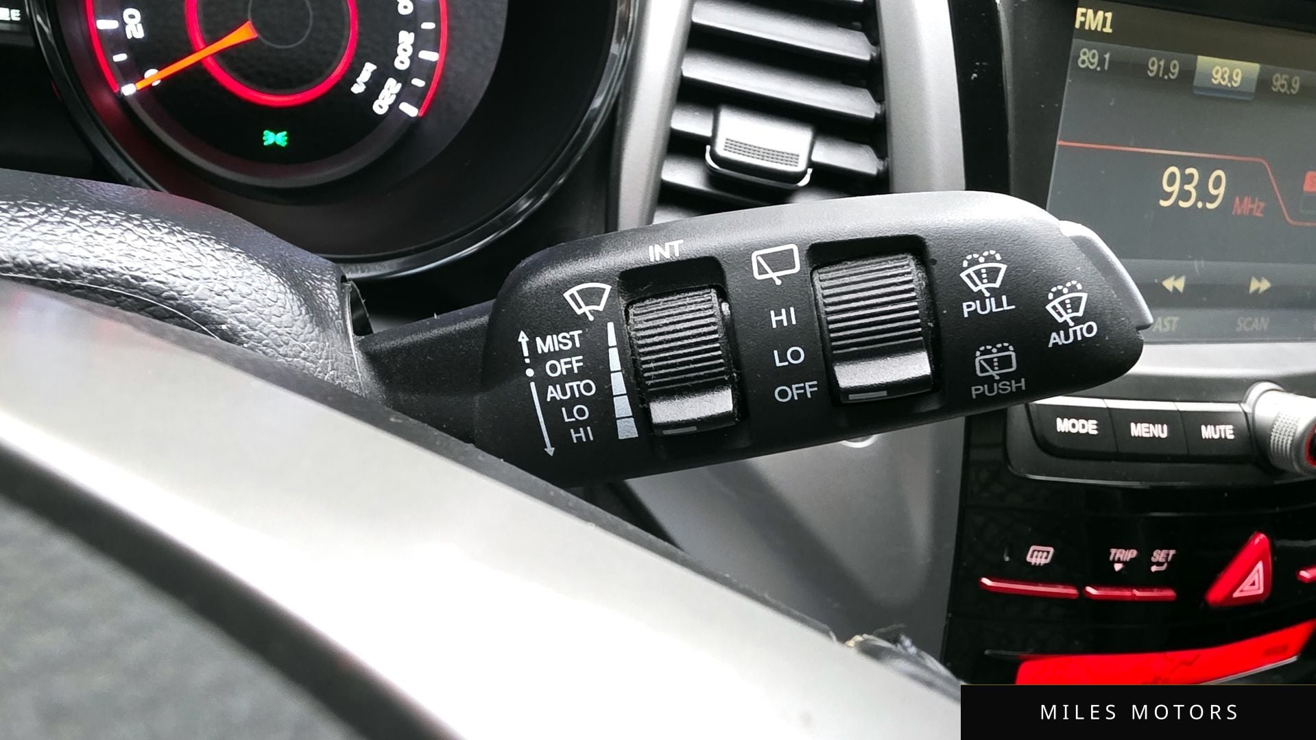 KG Mobility Tivoli 2015 — миниатюра 24
