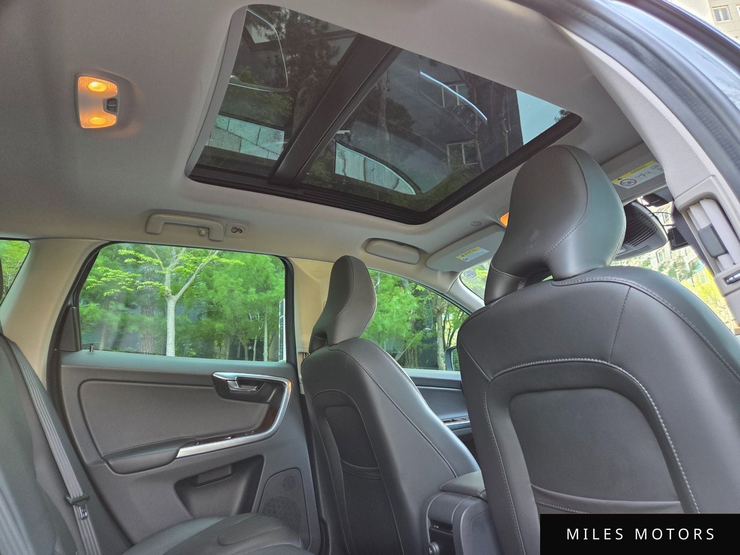 Volvo XC60 2017 — миниатюра 11
