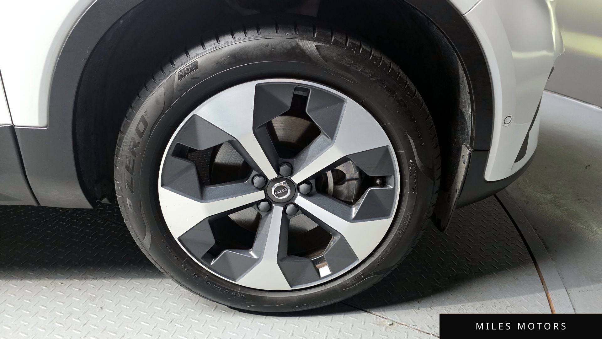 Volvo XC40 2024 — миниатюра 7