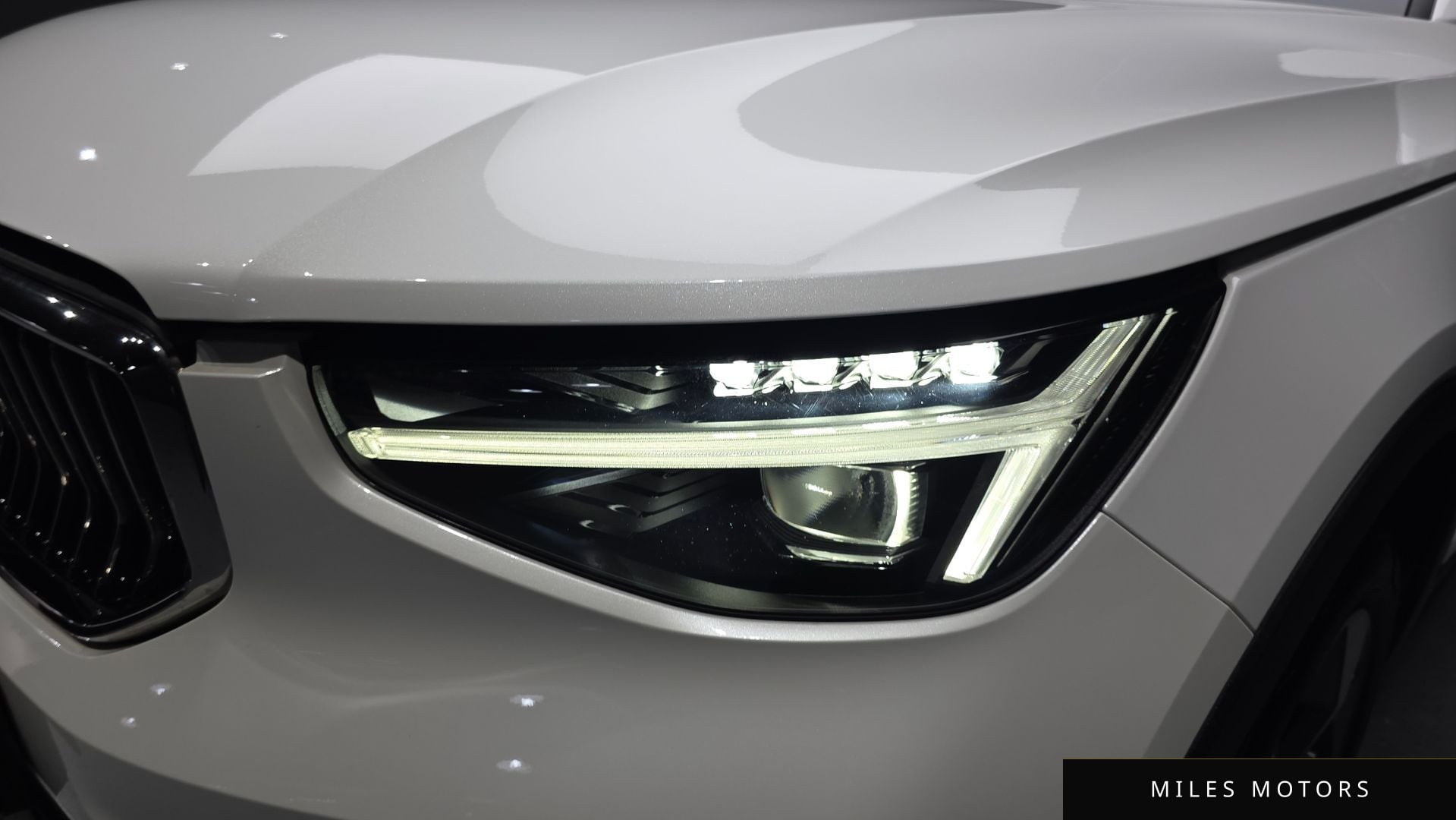Volvo XC40 2024 — миниатюра 8
