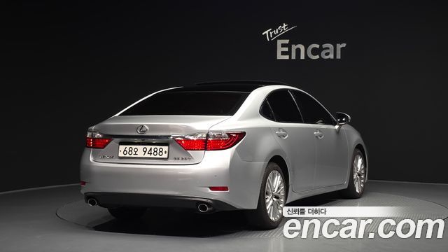 Лексус ES350 2014 — миниатюра 2