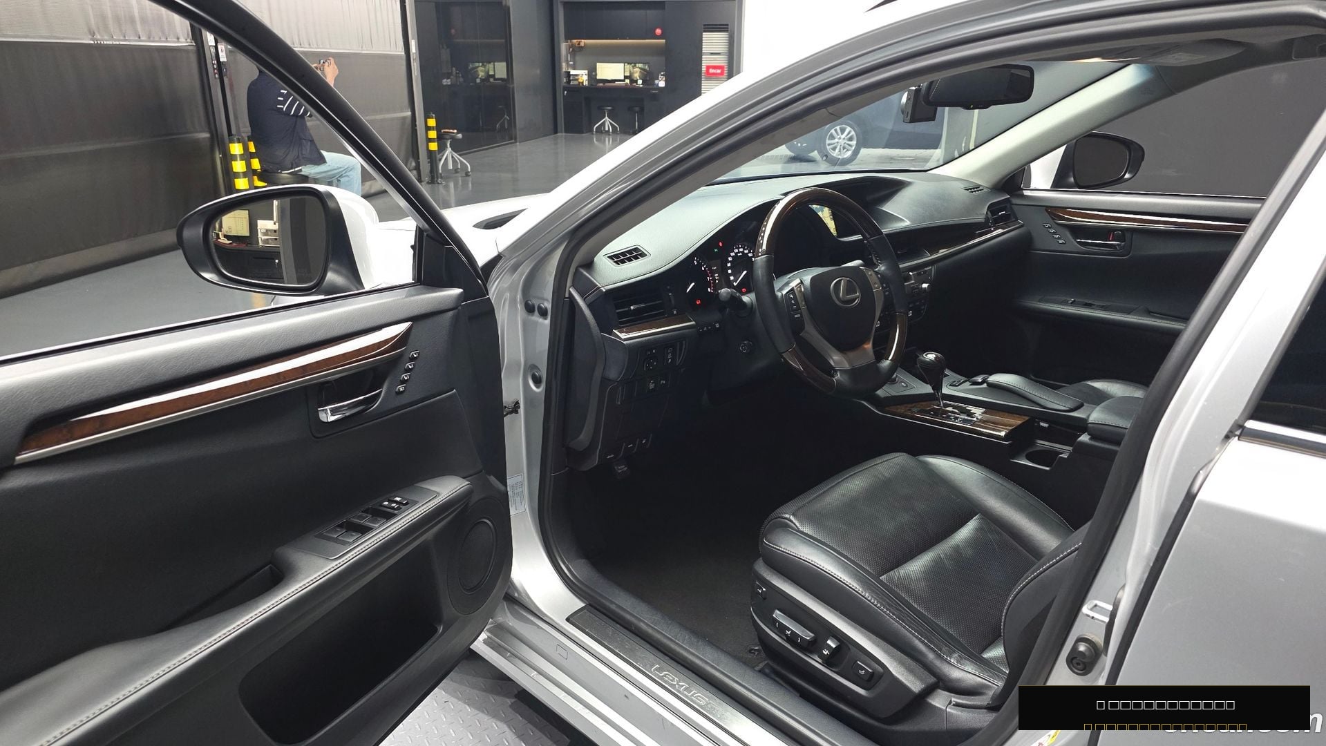 Лексус ES350 2014 — миниатюра 10