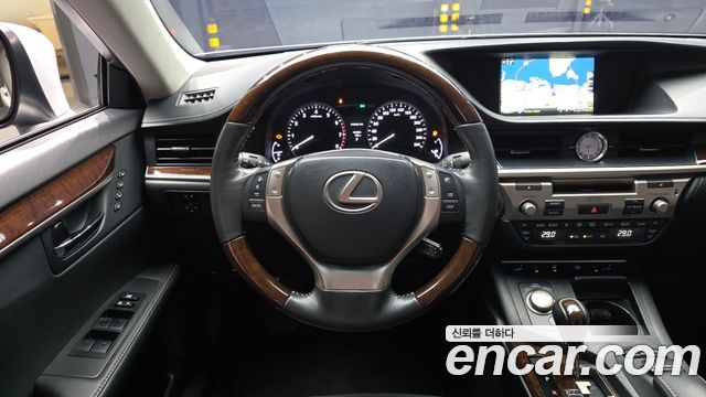 Лексус ES350 2014 — миниатюра 13