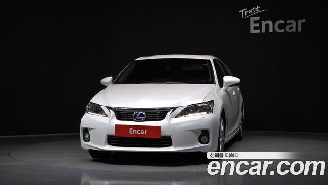 Лексус CT200h 2012 — миниатюра 3