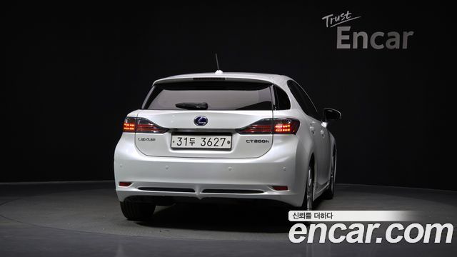 Лексус CT200h 2012 — миниатюра 4