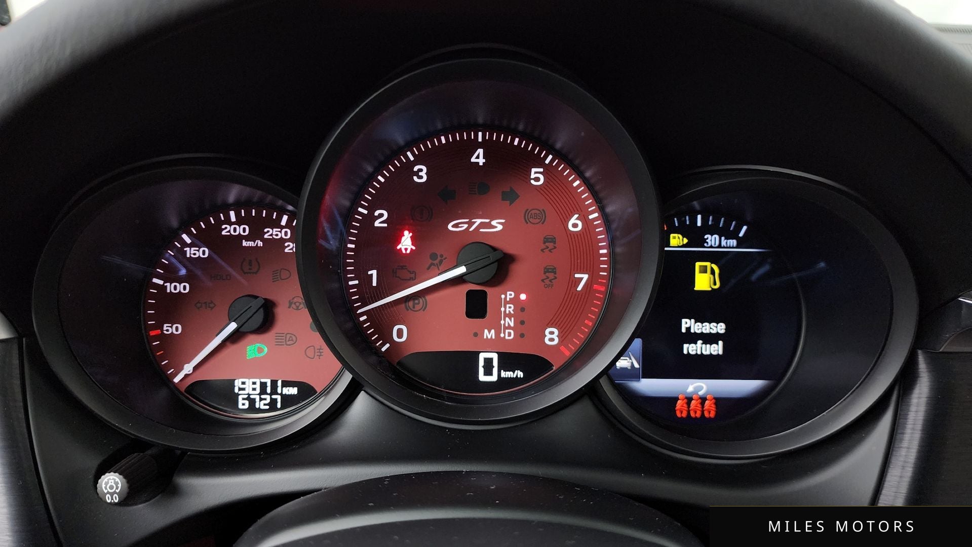 Porsche 마칸 2022 — миниатюра 10