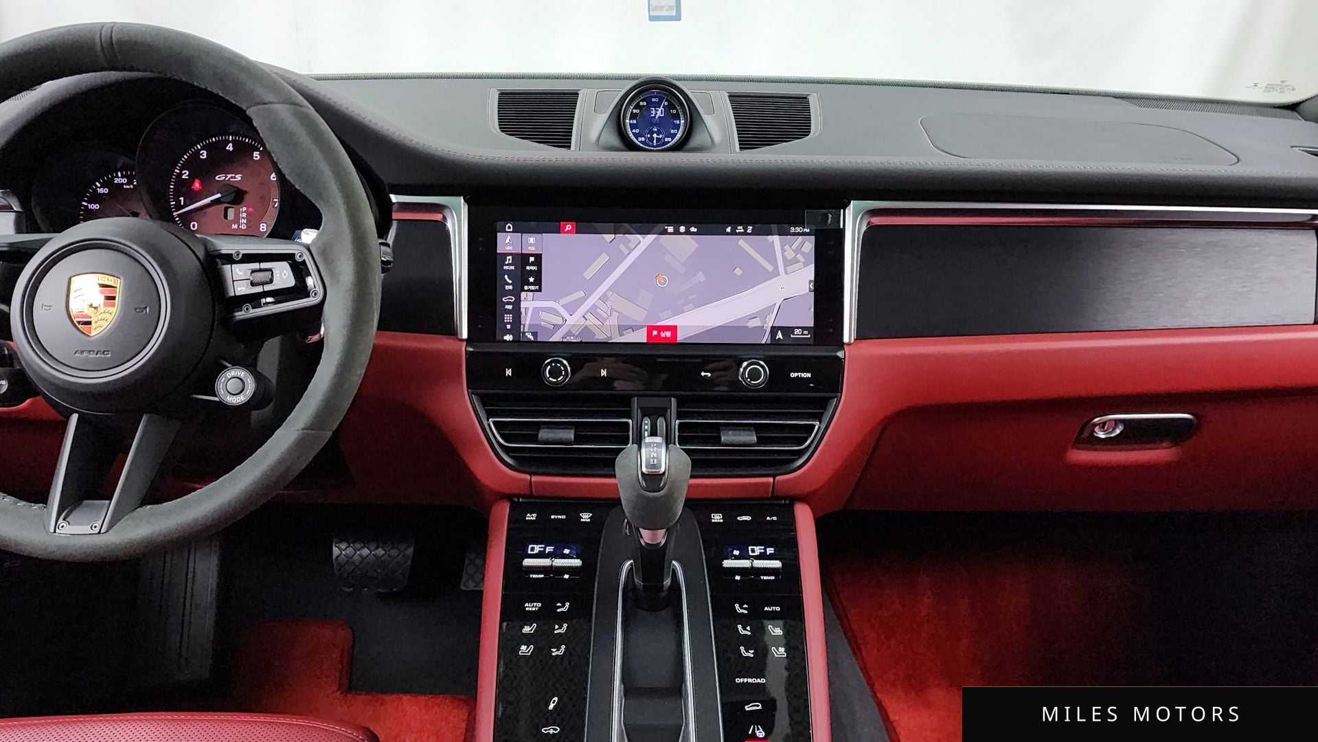 Porsche 마칸 2022 — миниатюра 20