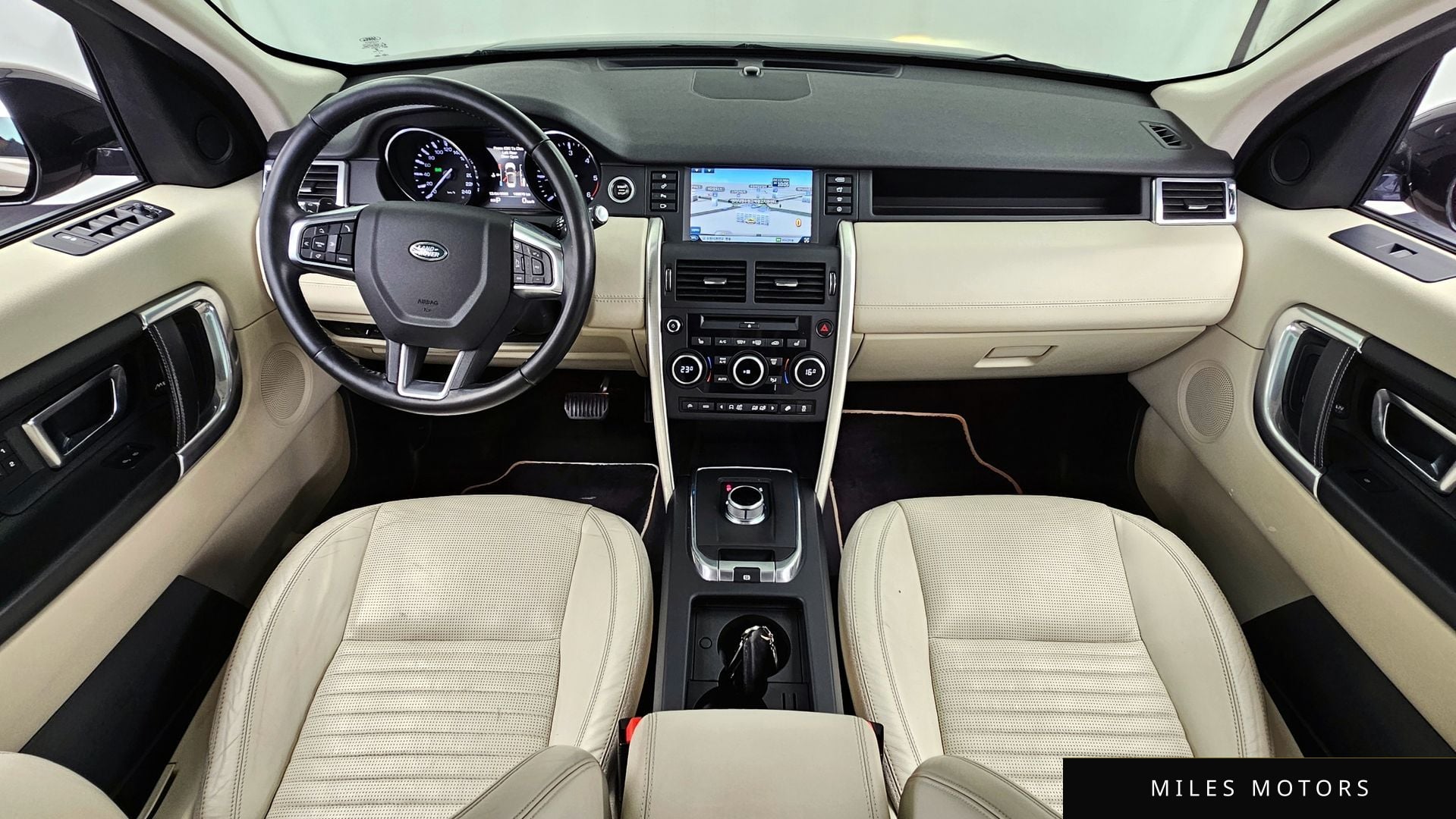 Land Rover Discovery Sport 2016 — миниатюра 7