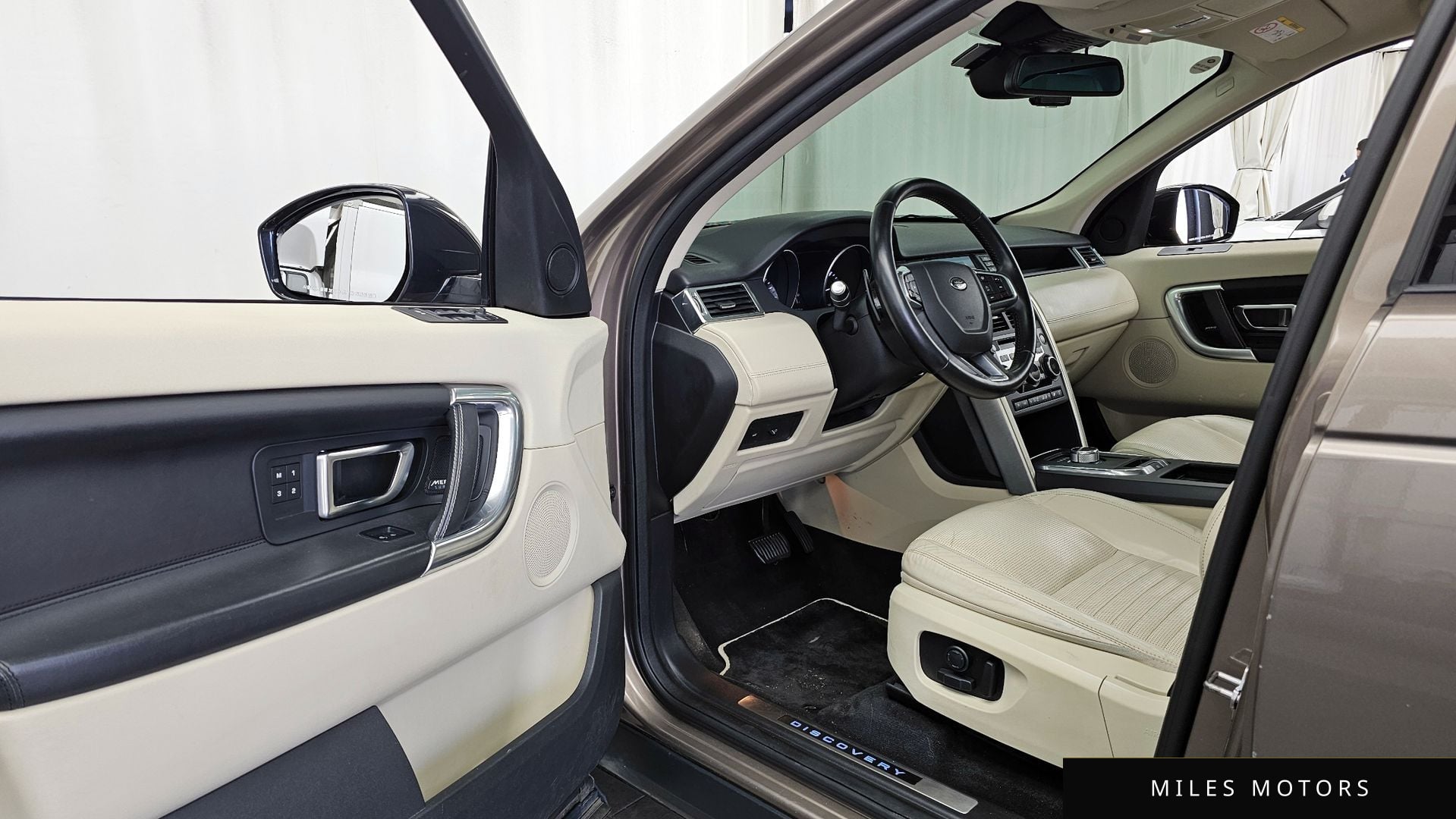 Land Rover Discovery Sport 2016 — миниатюра 10