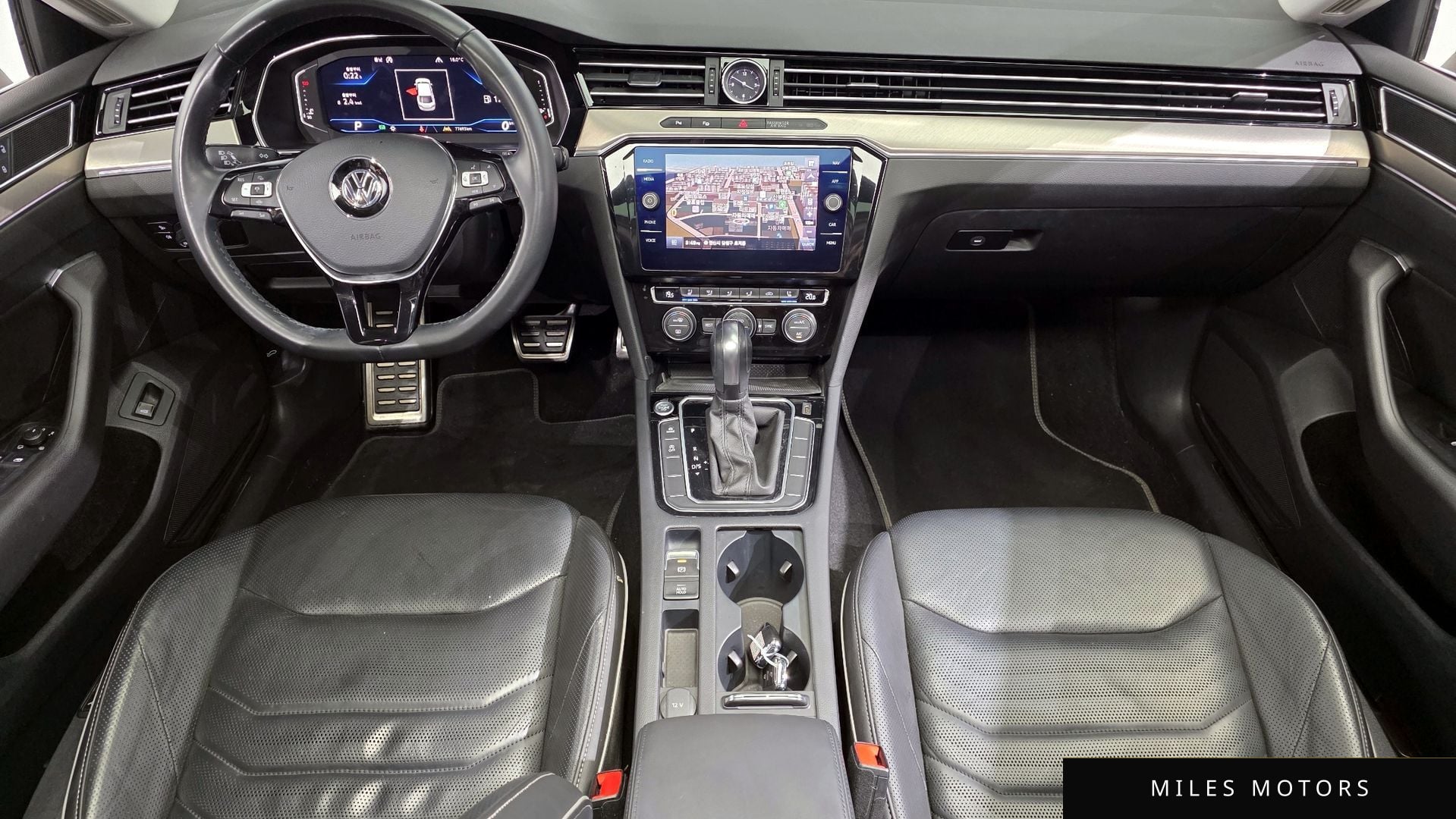 Volkswagen 아테온 2020 — миниатюра 10