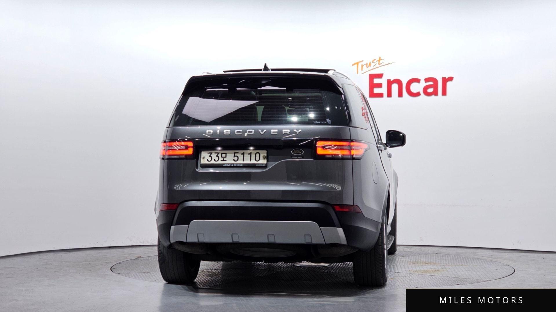 Land Rover Discovery 2017 — миниатюра 4
