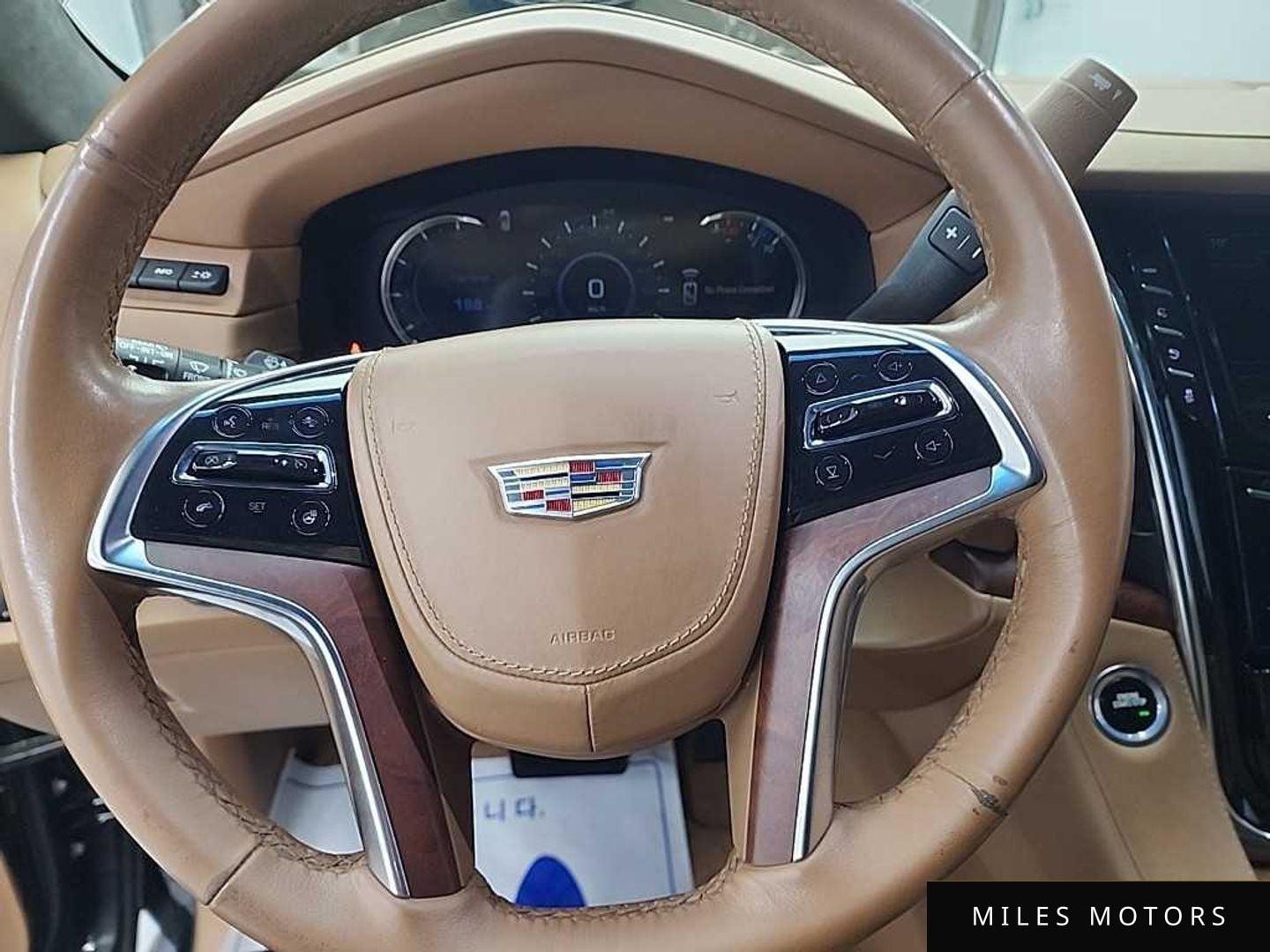 Cadillac Escalade 2017 — миниатюра 9