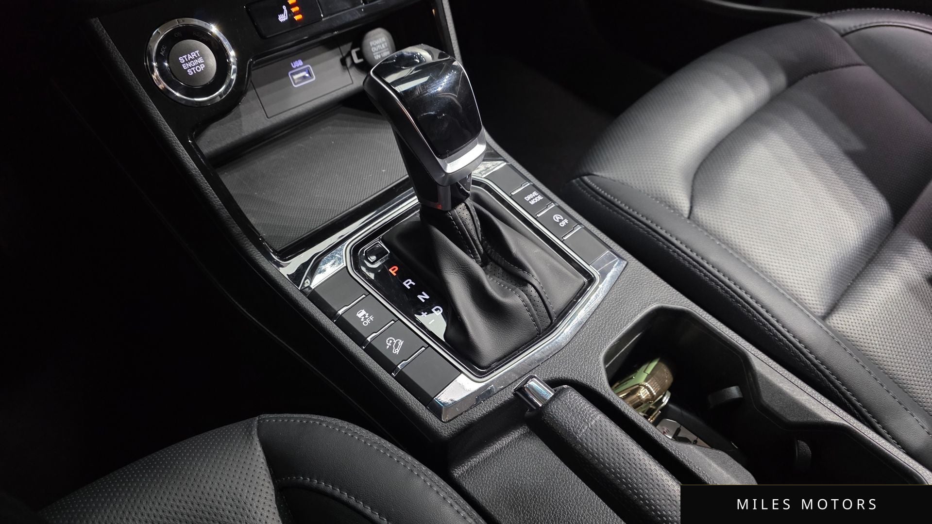 KG Mobility Beautiful Korando 2022 — миниатюра 12
