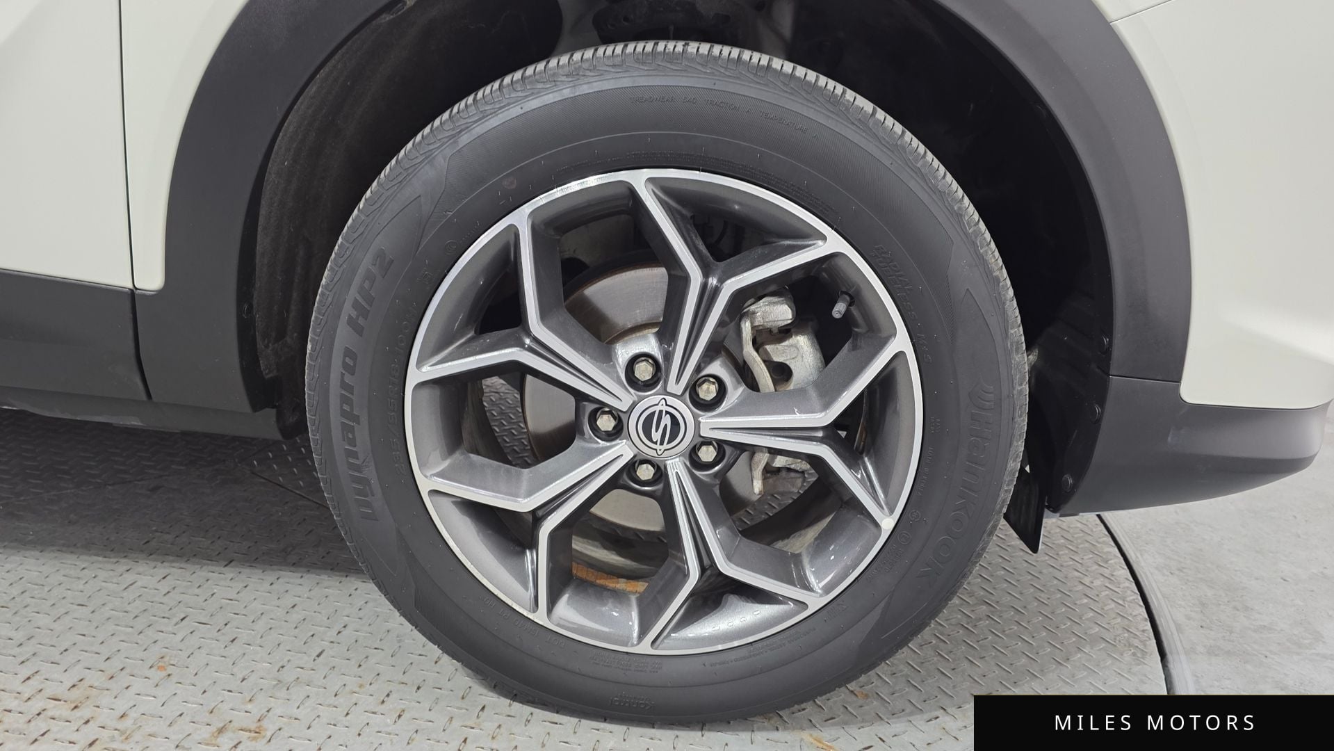 KG Mobility Beautiful Korando 2022 — миниатюра 7