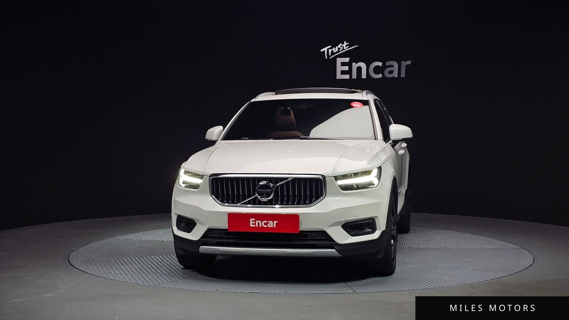 Volvo XC40 2021 — миниатюра 3