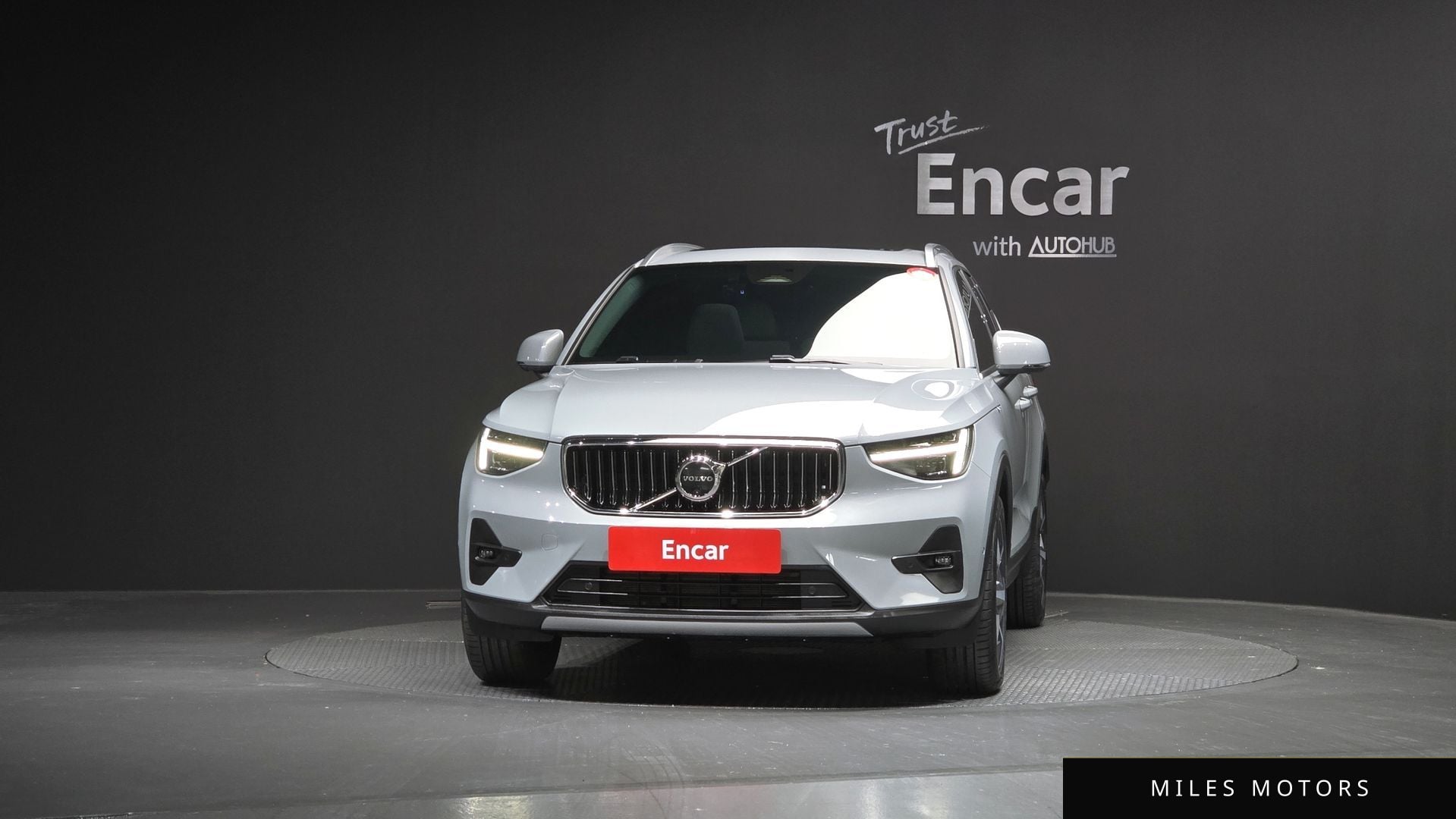 Volvo XC40 2024 — миниатюра 3
