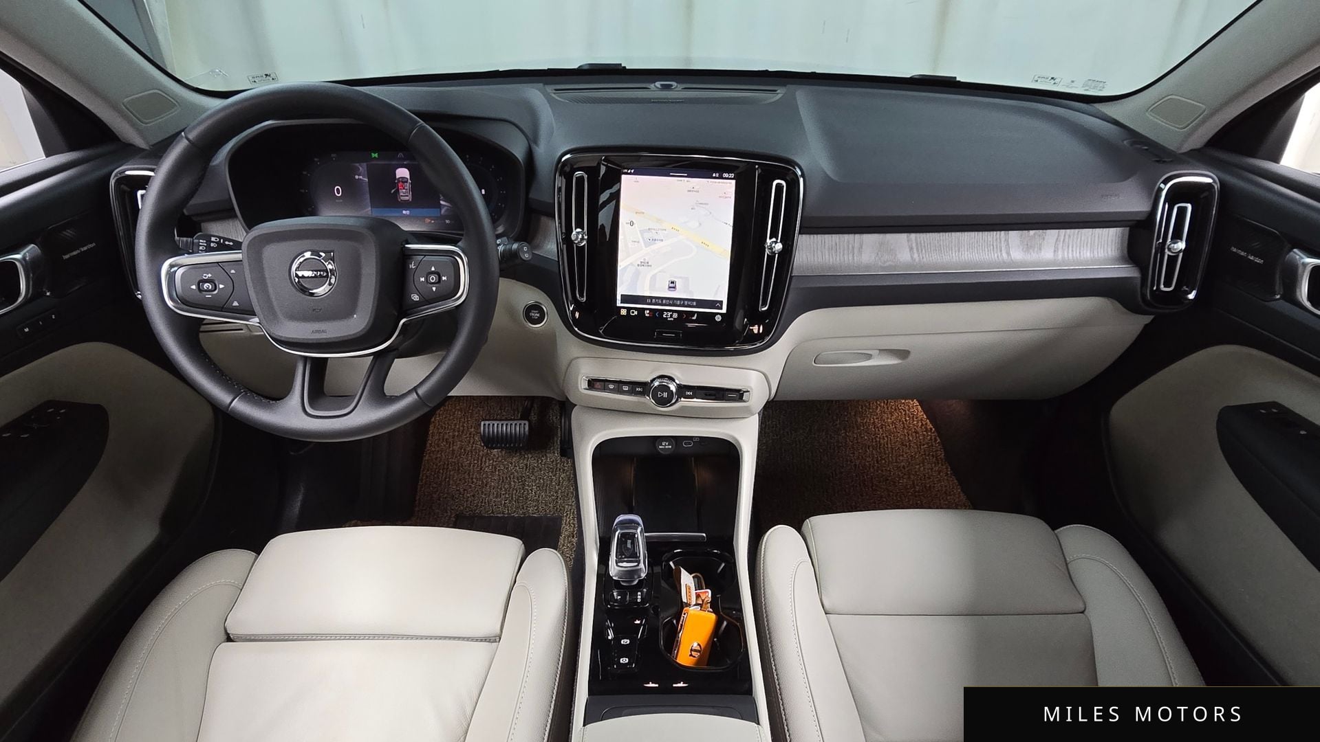 Volvo XC40 2024 — миниатюра 10