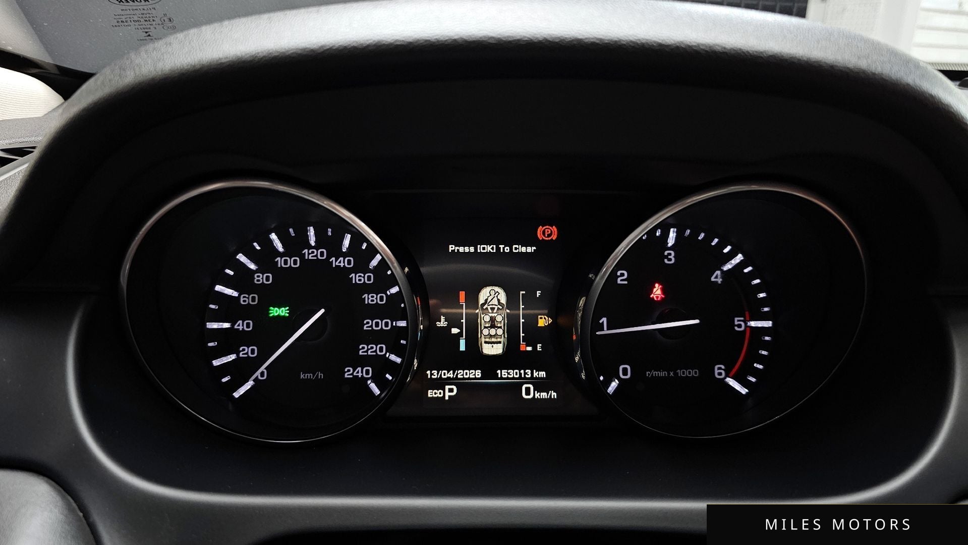 Land Rover Discovery Sport 2016 — миниатюра 8