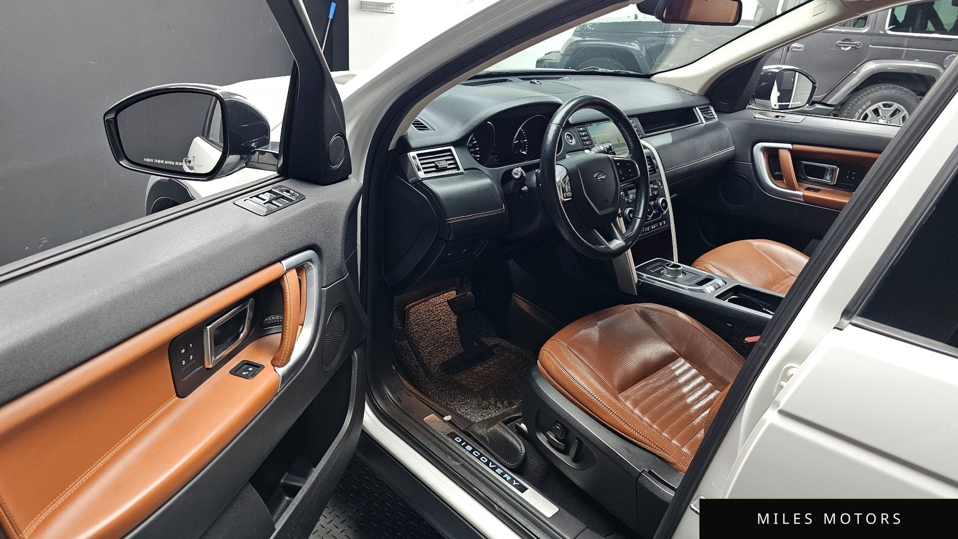 Land Rover Discovery Sport 2016 — миниатюра 10