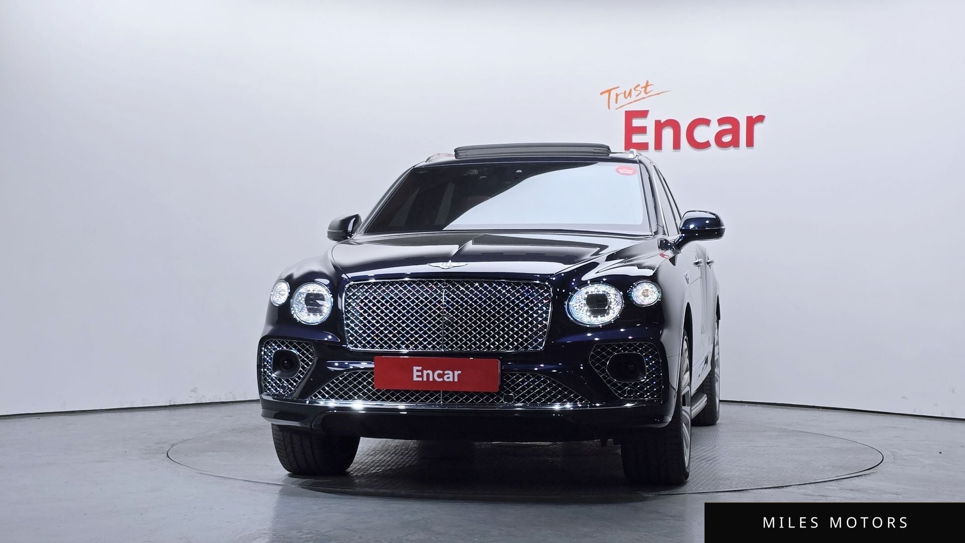 Bentley 벤테이가 2021 — миниатюра 3