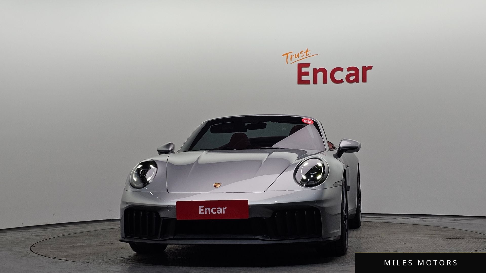 Porsche 911 (992) 2025 — миниатюра 3