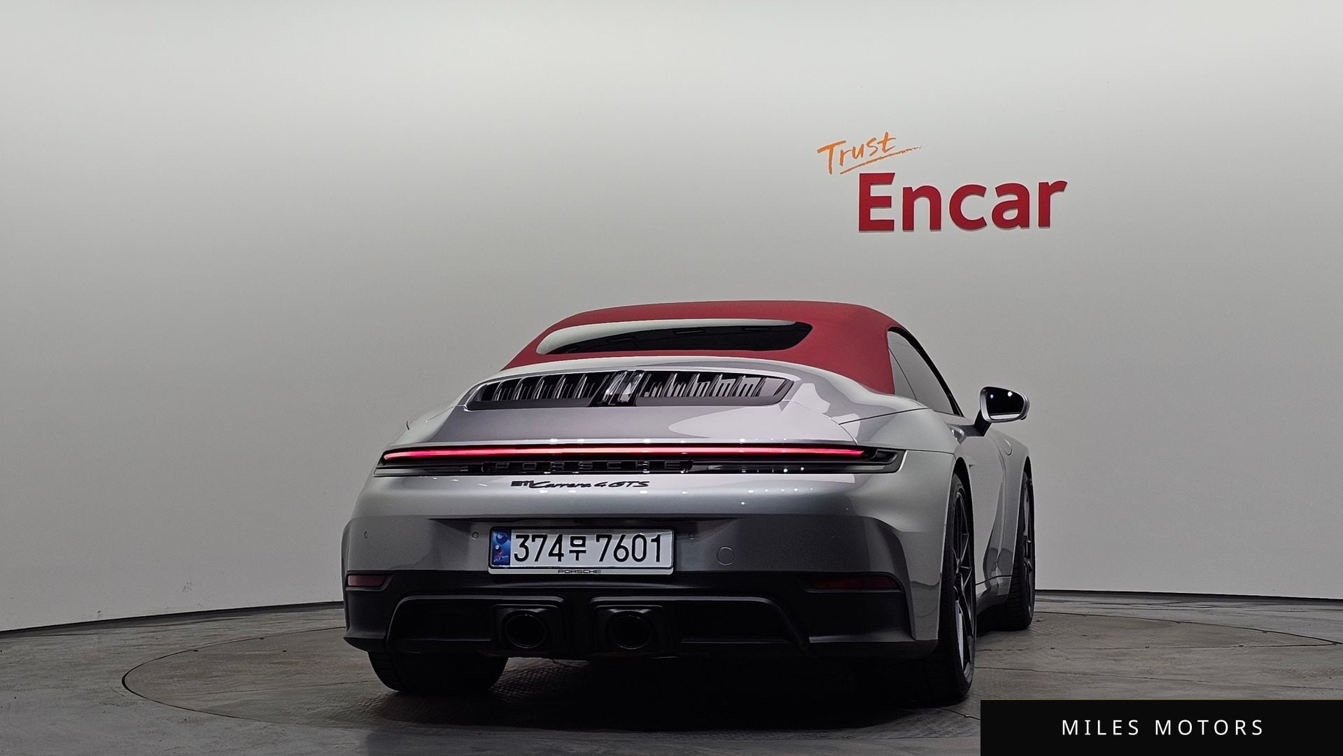 Porsche 911 (992) 2025 — миниатюра 4