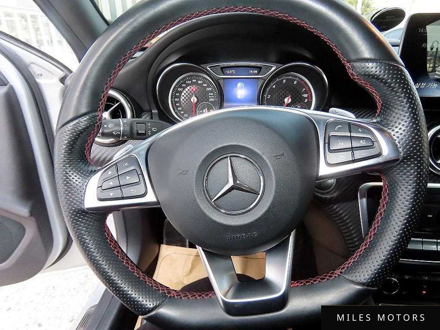 Mercedes-Benz A-Class W176 2018 — миниатюра 8