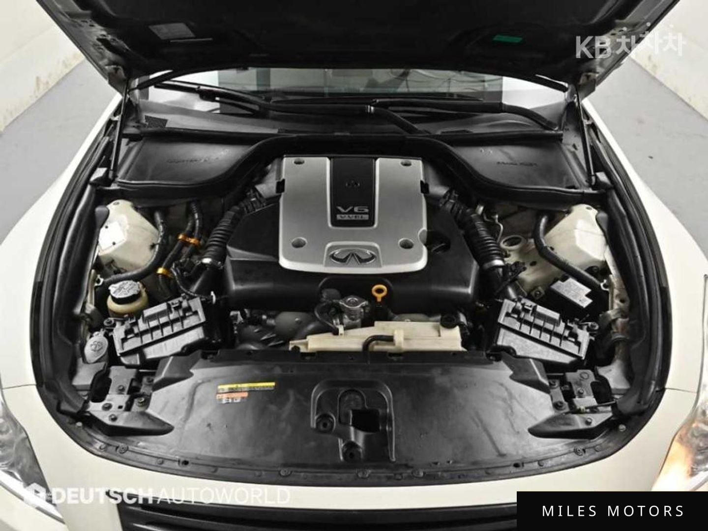 Infiniti G37 2010 — миниатюра 6
