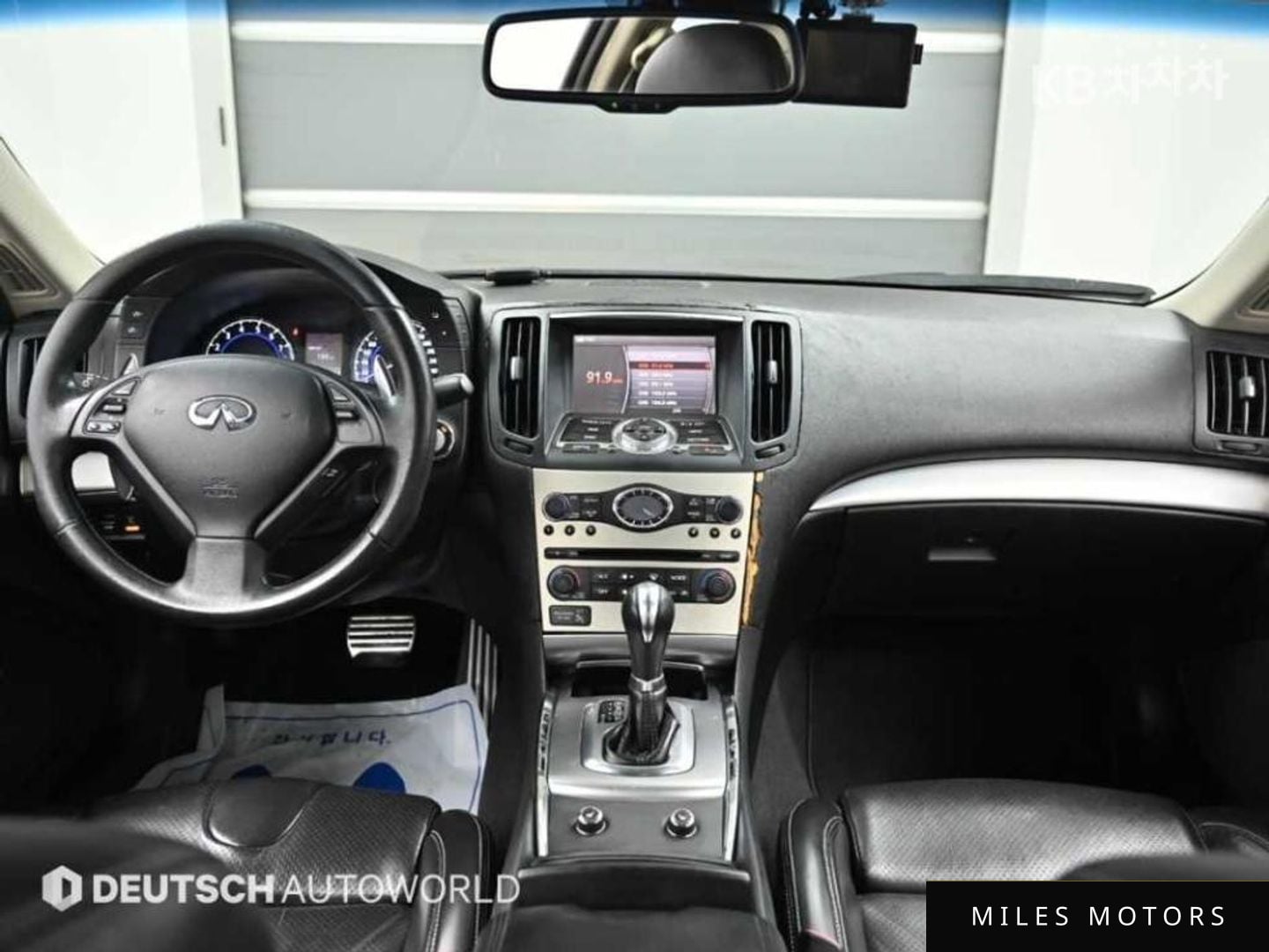 Infiniti G37 2010 — миниатюра 7