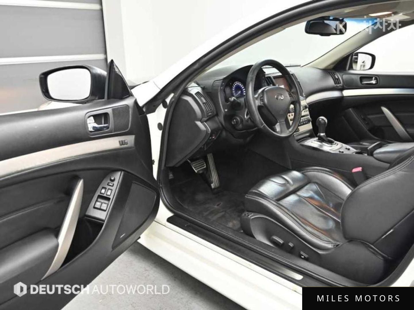Infiniti G37 2010 — миниатюра 11
