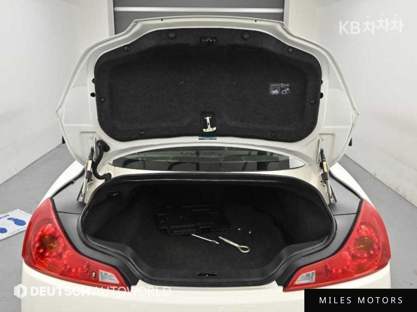 Infiniti G37 2010 — миниатюра 19