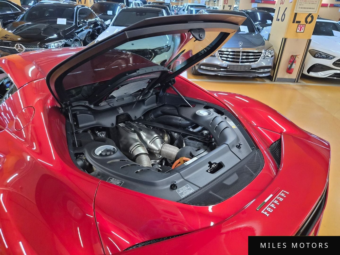 Ferrari 296 GTB 2024 — миниатюра 15