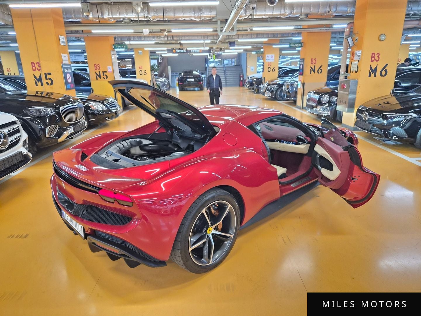 Ferrari 296 GTB 2024 — миниатюра 17