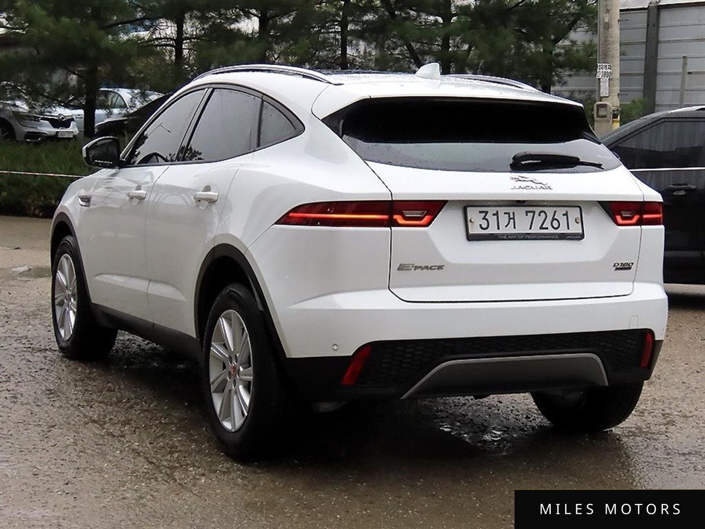 Jaguar E-PACE 2019 — миниатюра 3