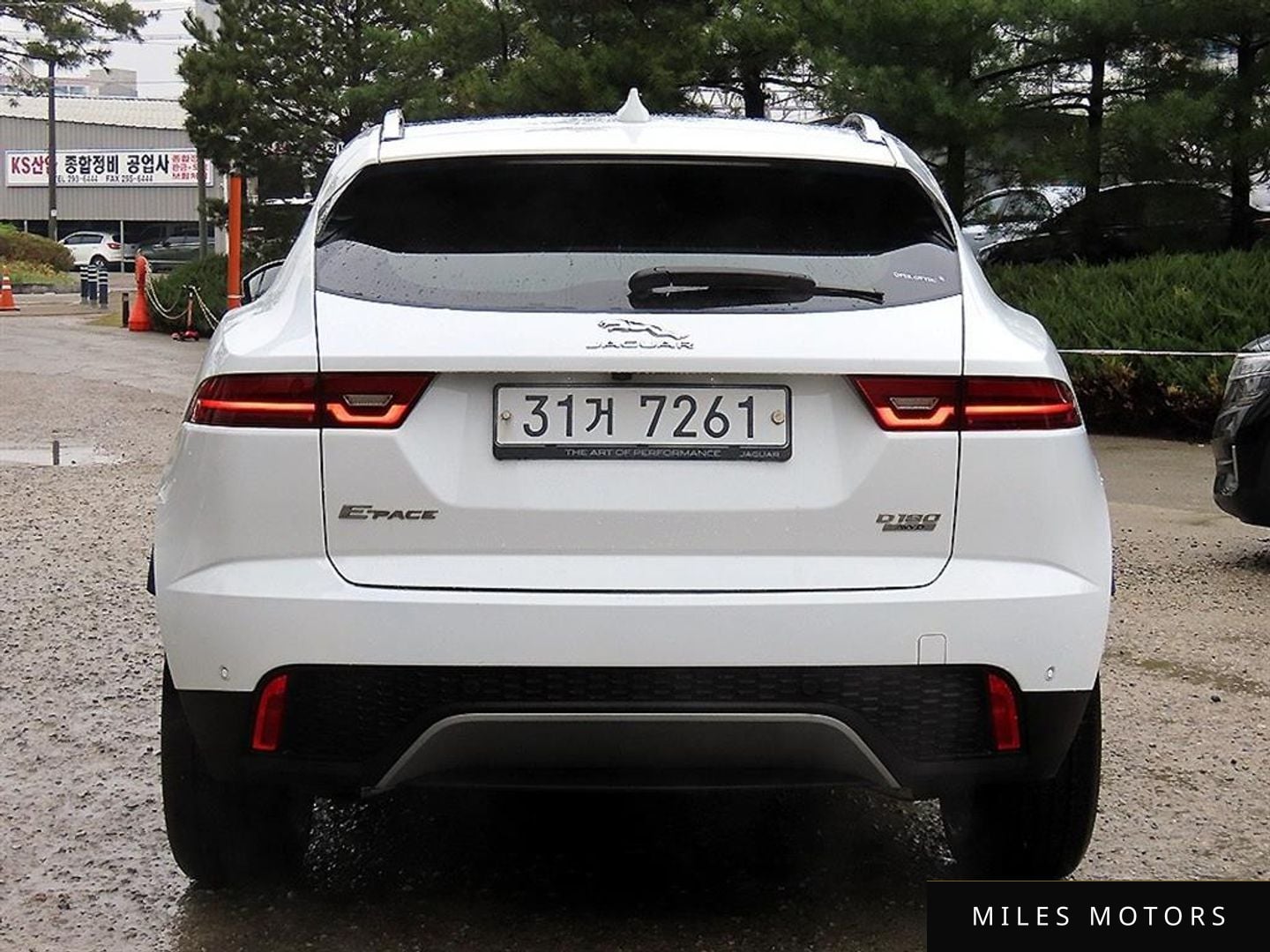 Jaguar E-PACE 2019 — миниатюра 4