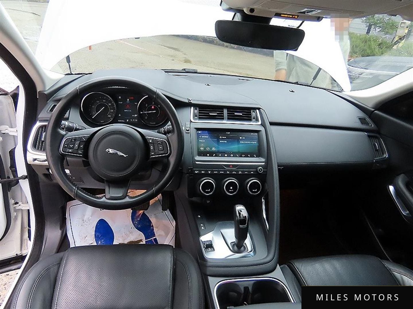 Jaguar E-PACE 2019 — миниатюра 7