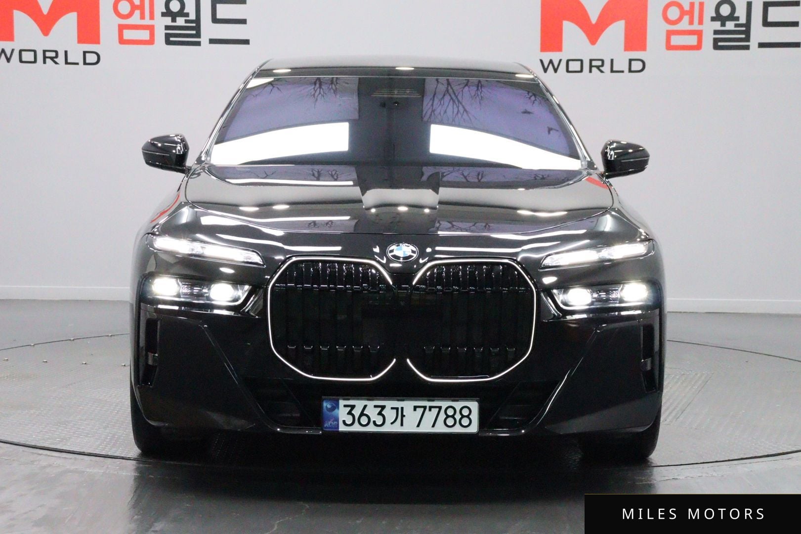 BMW 7 Series (G70) 2024 — миниатюра 2