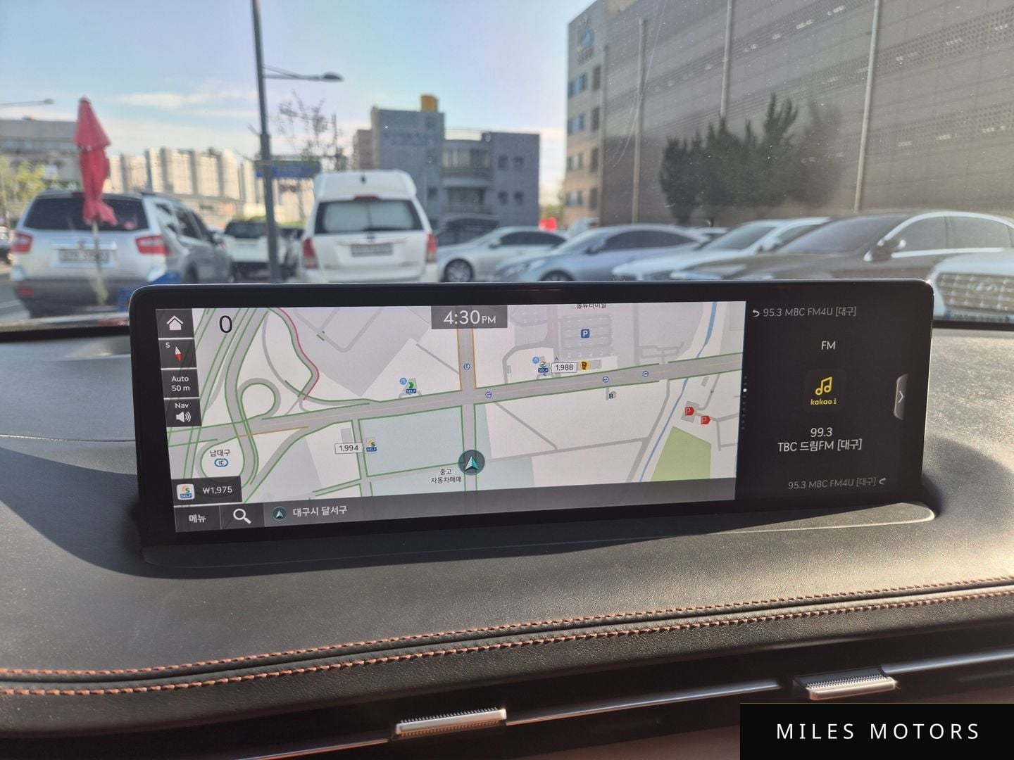 Genesis GV70 2022 — миниатюра 12