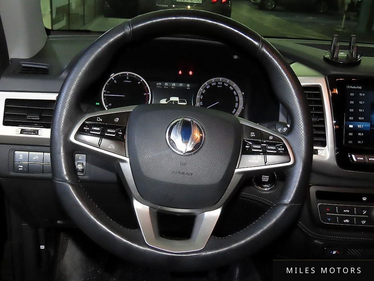 KG Mobility Rexton 2019 — миниатюра 8