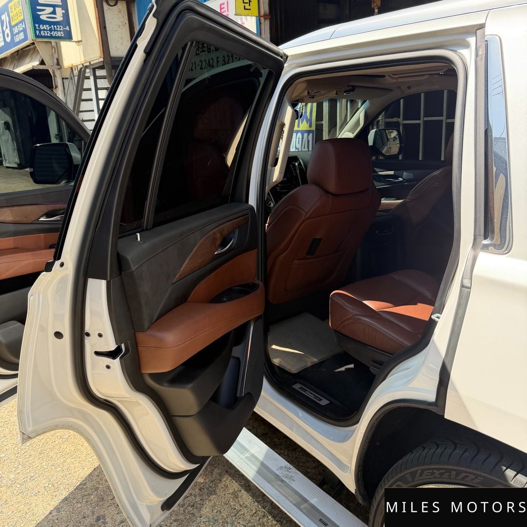 Cadillac Escalade 2017 — миниатюра 11